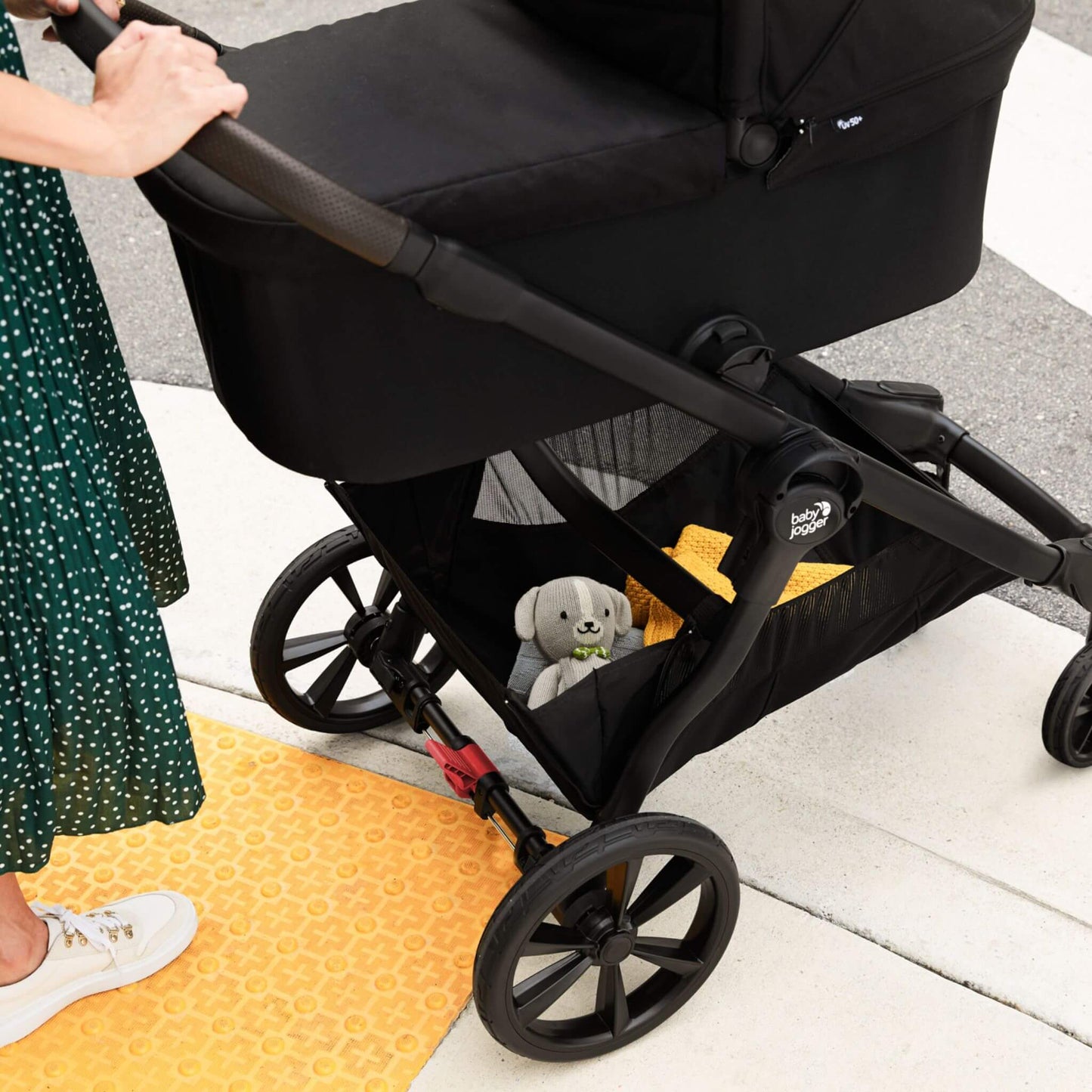 Baby_Jogger_City_Select_basket_space